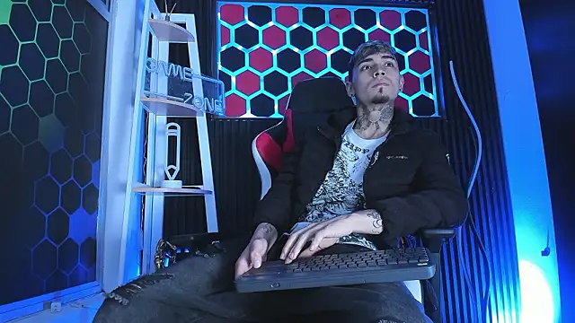 Max Hader  online show from 03.18.26