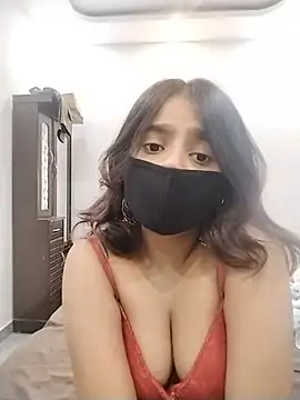 Ishaa 22 online show from 06.26.26