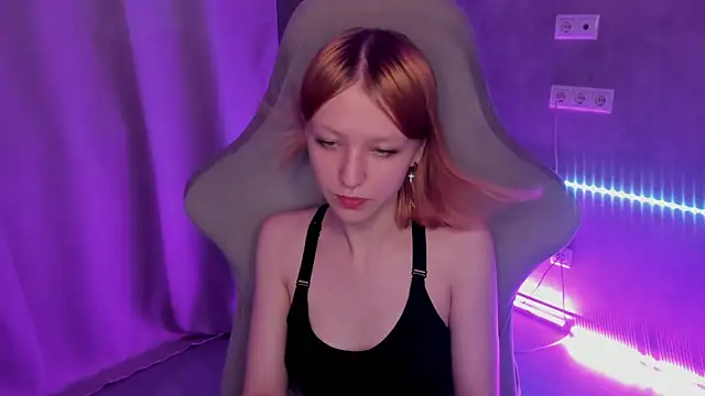 Snapshot of Emma_Dusk chatting on 07.06.26 Emma Dusk online show from 07.06.26