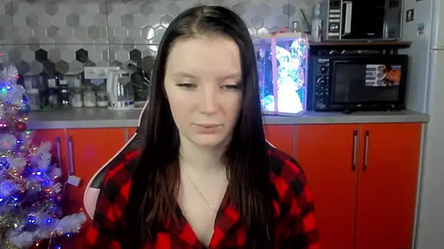 Snapshot of Mary_Blu chatting on 12.25.24 Mary Blu online show from 12.25.24