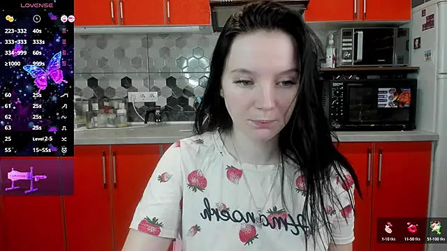 Snapshot of Mary_Blu chatting on 01.13.25 Mary Blu online show from 01.13.25