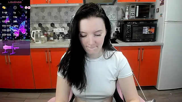 Snapshot of Mary_Blu chatting on 01.16.25 Mary Blu online show from 01.16.25