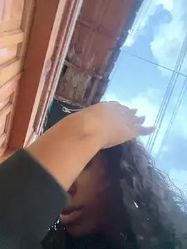 LiaTrainor online show from 04.07.26