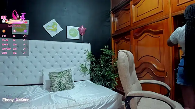 ebony katterin online show from 04.04.26