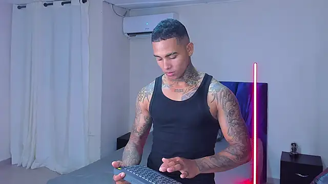 tyler bell  online show from 03.28.26