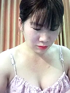 Snapshot of Bondgirl_9 chatting on 05.12.26 Bondgirl 9 online show from 05.12.26