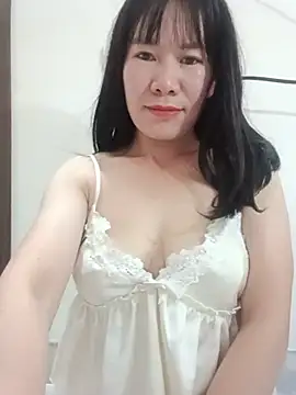 Snapshot of Bondgirl_9 chatting on 07.28.26 Bondgirl 9 online show from 07.28.26