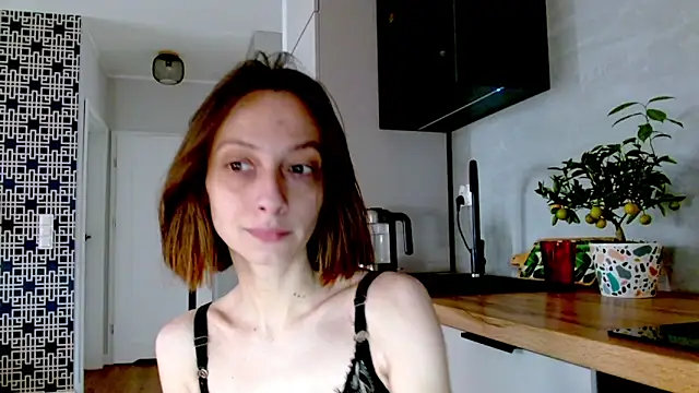 Snapshot of misssweet chatting on 06.21.26 misssweet online show from 06.21.26