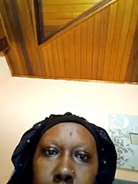 Snapshot of Mbaleehle chatting on 05.17.26 Mbaleehle online show from 05.17.26