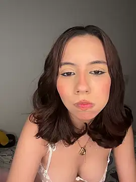 Nicole Cute04 online show from 04.16.26