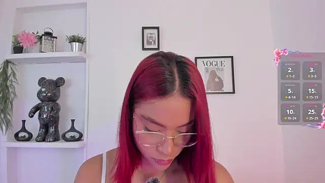 Im Scarlett  online show from 05.05.26