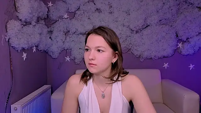 Snapshot of liana_best chatting on 04.28.26 liana best online show from 04.28.26