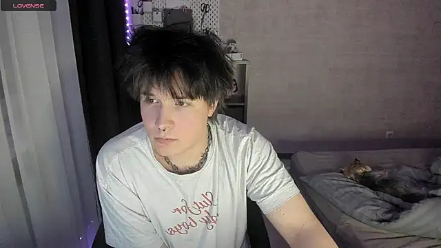 MIya Chinen online show from 03.03.26