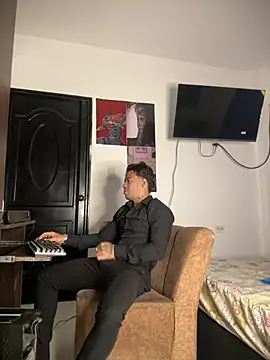 Kenny romano online show from 04.18.26