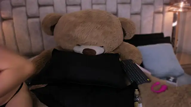 FoxxxyPink online show from 05.11.26