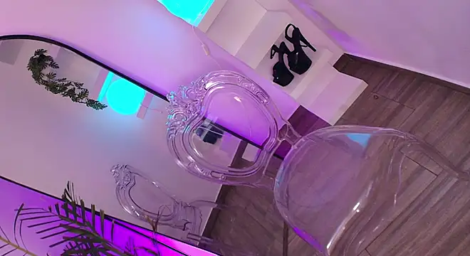 dalilathoms  online show from 03.27.26