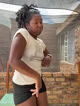 maryjane ebony online show from 04.30.26