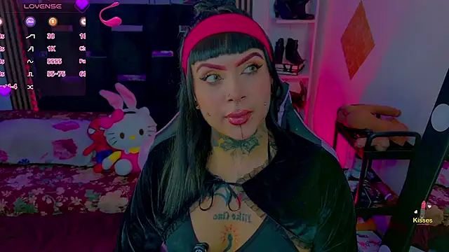 LauriInk1 online show from 06.19.26
