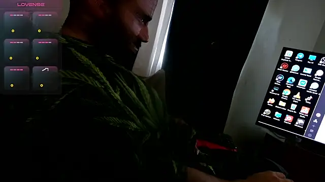 Snapshot of CirclingClass chatting on 09.17.25 CirclingClass online show from 09.17.25