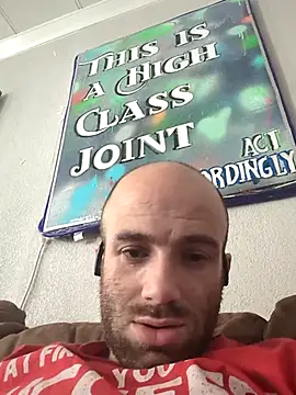 Snapshot of CirclingClass chatting on 10.23.25 CirclingClass online show from 10.23.25