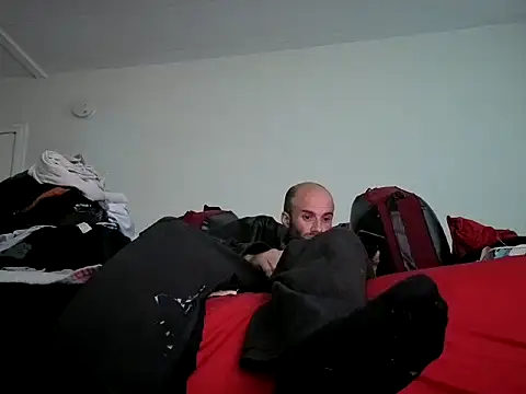 Snapshot of CirclingClass chatting on 10.25.25 CirclingClass online show from 10.25.25