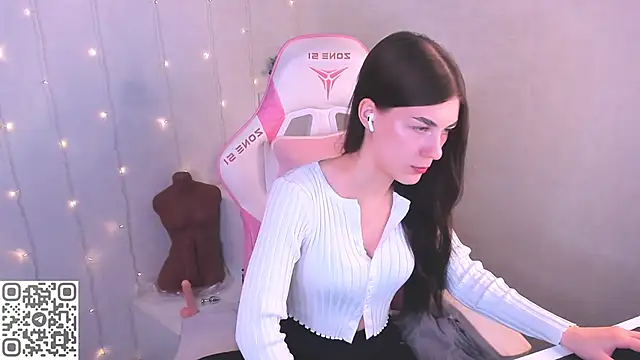 LunaRossaa online show from 03.14.26