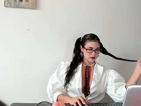 miakary online show from 03.11.26