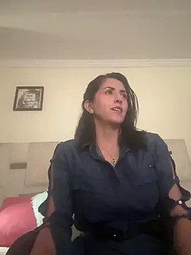 SamanthaWalker  online show from 04.24.26