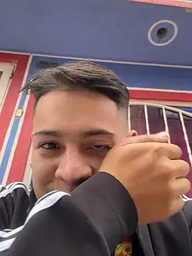 OliverTabordaa online show from 04.18.26