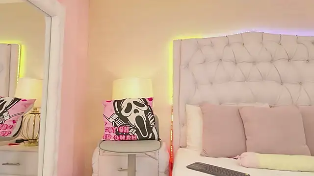 MeganRoseh online show from 06.17.26