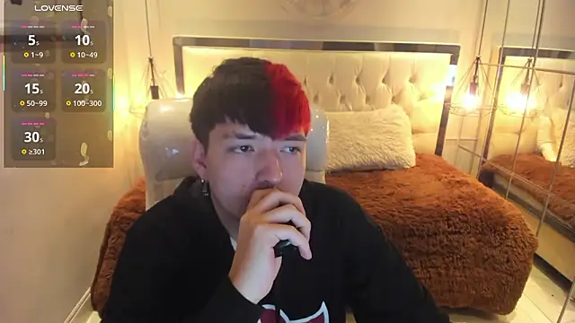 Santiago morgan online show from 03.18.26