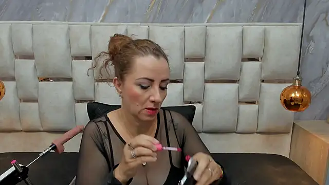 Milf Drip online show from 05.28.26