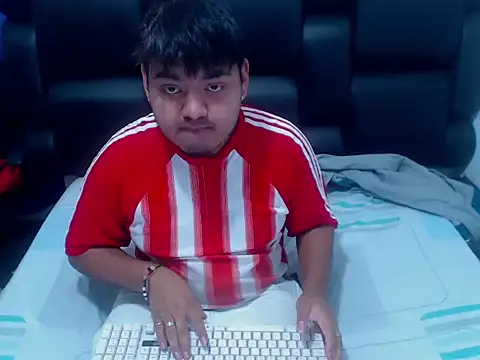 XNoahDeepThroatX online show from 03.28.26