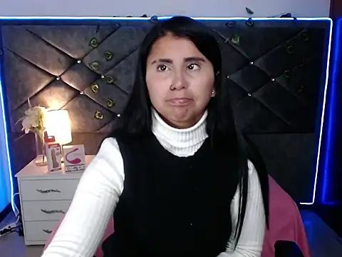 Alisha Gamskar13 online show from 04.29.26