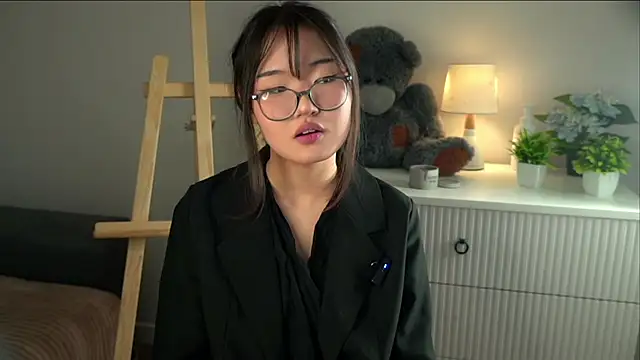 NelleMihalko online show from 03.12.26