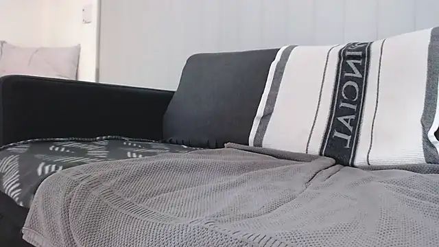 lilchristianxh online show from 11.25.25