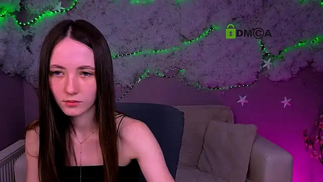 Snapshot of bella_dorn chatting on 05.23.26 bella dorn online show from 05.23.26