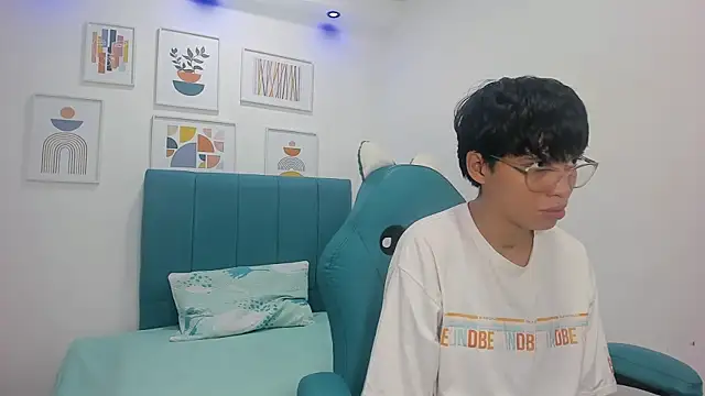 ivyheat3 online show from 03.12.26