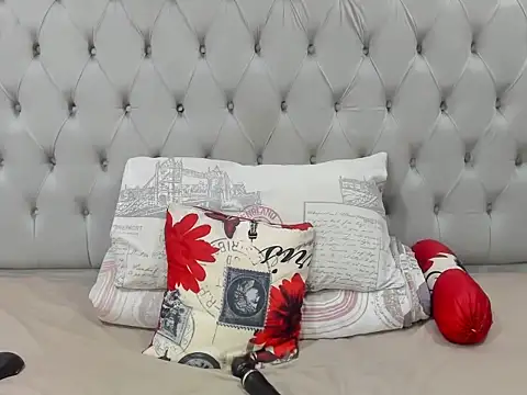 DarkBubble xx online show from 03.08.26