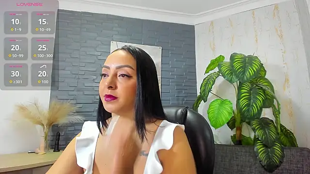 shirley taylor  online show from 03.30.26