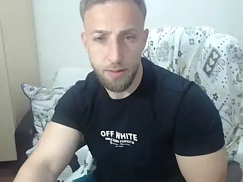 BlondEagleMuscle online show from 05.01.26
