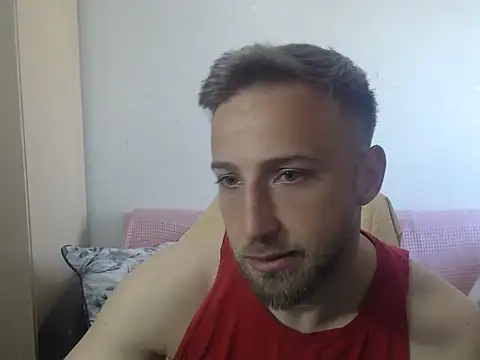 Snapshot of BlondEagleMuscle chatting on 05.19.26 BlondEagleMuscle online show from 05.19.26