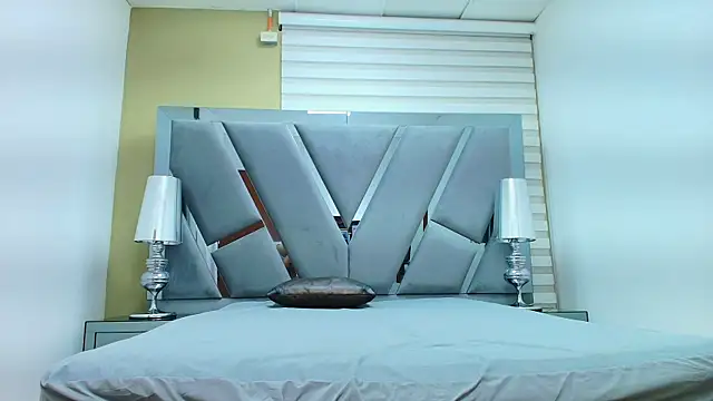 HENRY GREEN2 online show from 04.25.26