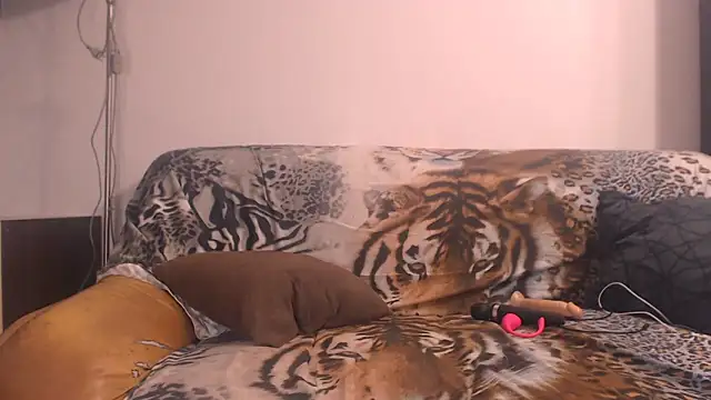 Snapshot of Abby_Lust chatting on 10.16.25 Abby Lust online show from 10.16.25