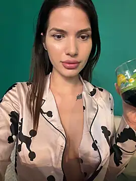 RaniaSnow online show from 03.25.26