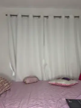 EmmaThompson1 online show from 03.30.26