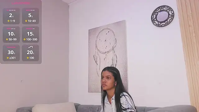 queen adhara online show from 04.26.26