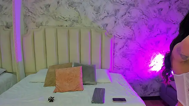 Tamara Ferrer online show from 03.31.26