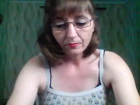 Snapshot of Alisaprice077 chatting on 05.27.26 Alisaprice077 online show from 05.27.26