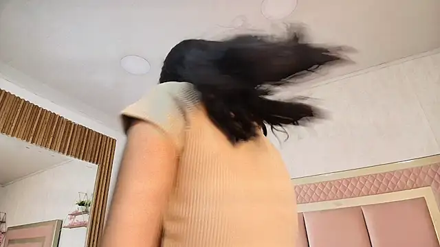 Madii  online show from 05.14.26